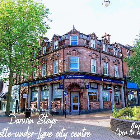 Darwin Stays - Service Accommodation In Newcastle Under Lyme City Centre Extérieur photo