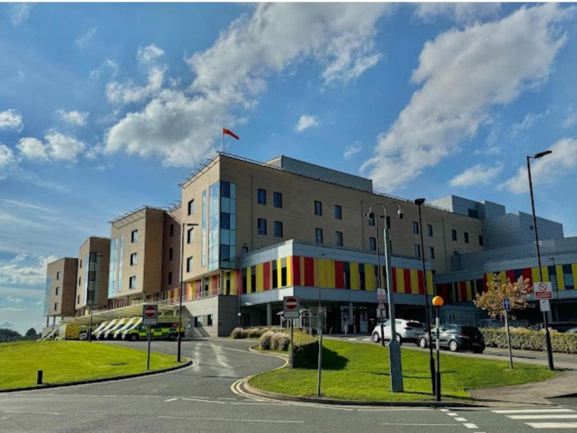 Darwin Stays - Service Accommodation In Newcastle Under Lyme City Centre Extérieur photo
