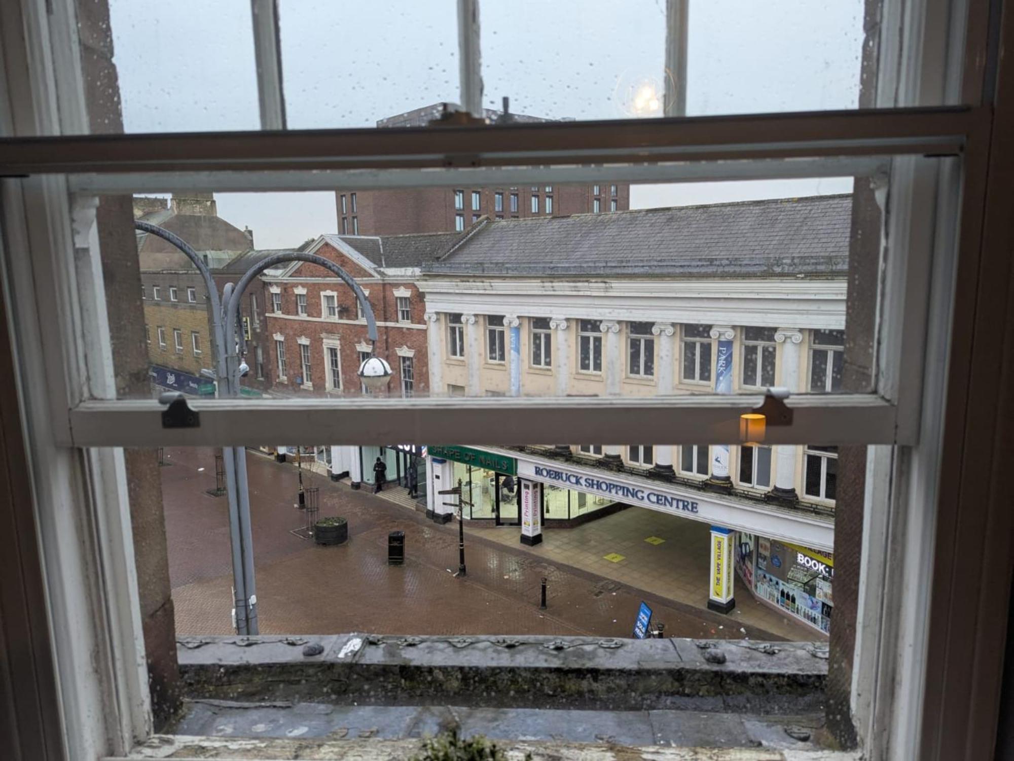 Darwin Stays - Service Accommodation In Newcastle Under Lyme City Centre Extérieur photo