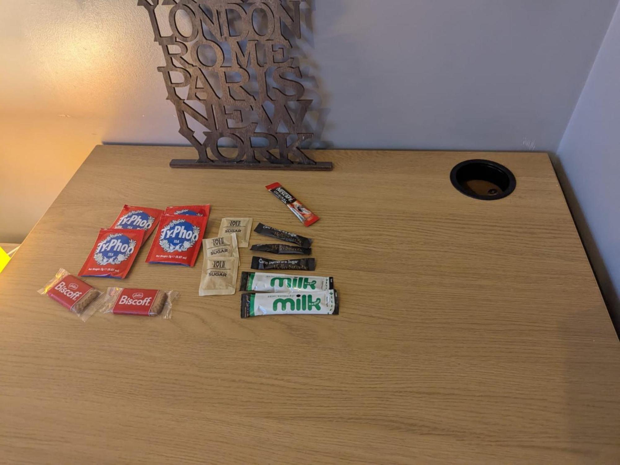 Darwin Stays - Service Accommodation In Newcastle Under Lyme City Centre Extérieur photo