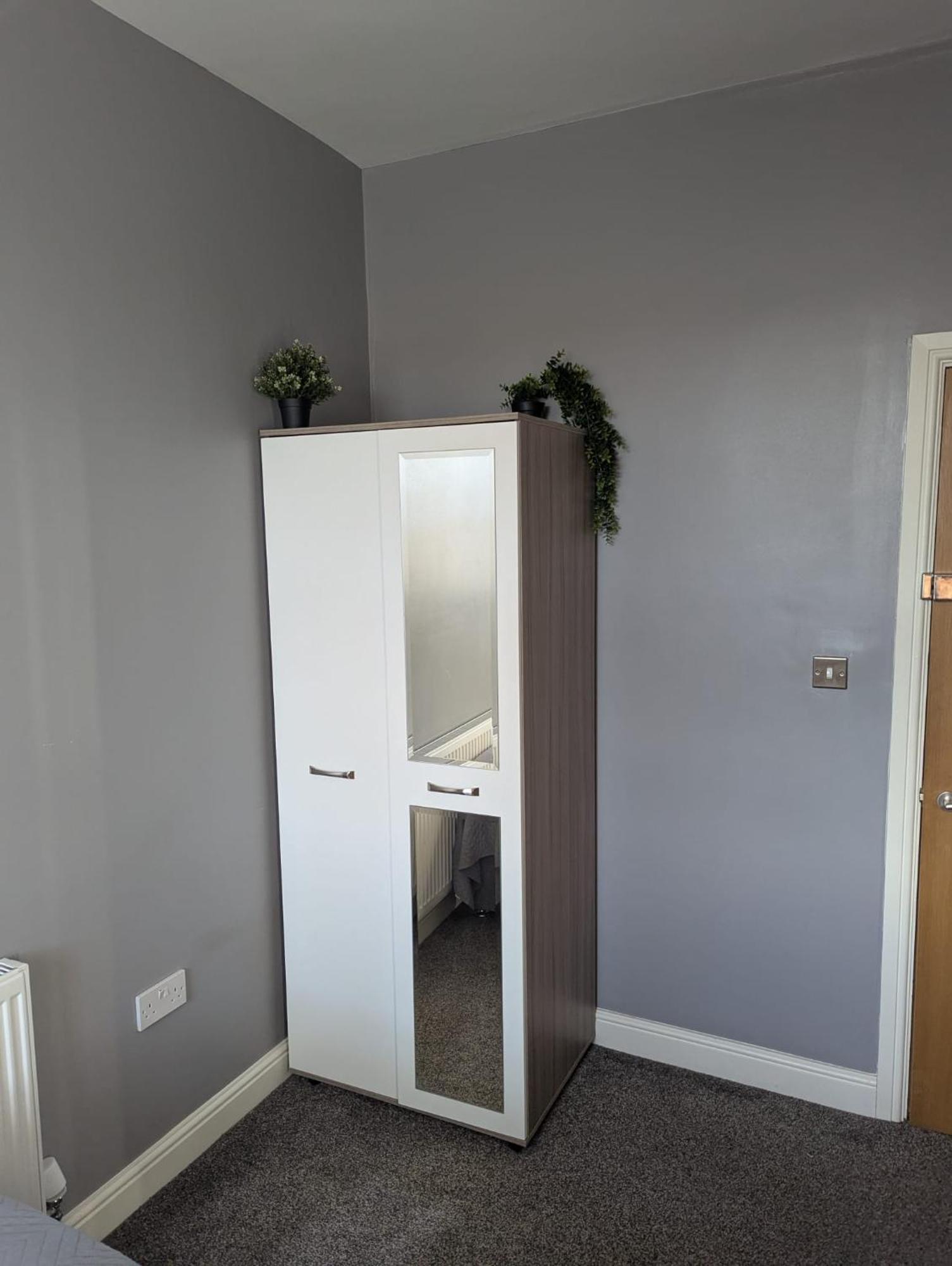 Darwin Stays - Service Accommodation In Newcastle Under Lyme City Centre Extérieur photo